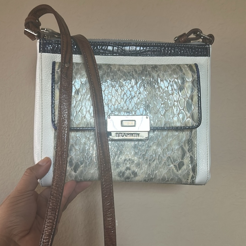 Brahmin Mimosa Ivory Tri-Texture Crossbody Bag 8Lx2W - Excellent Used Condition